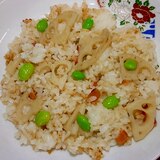 れんこんと枝豆のチャーハン